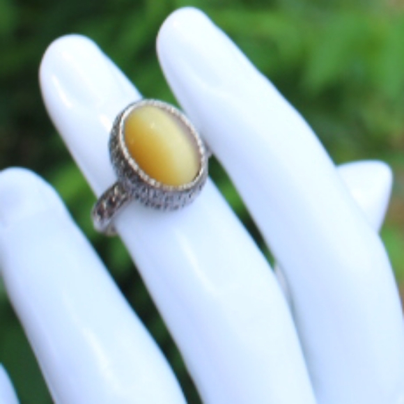 Vintage Tiger Eye Ring - Picture 14 of 16